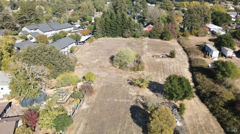 Vacant Land in Santa Rosa