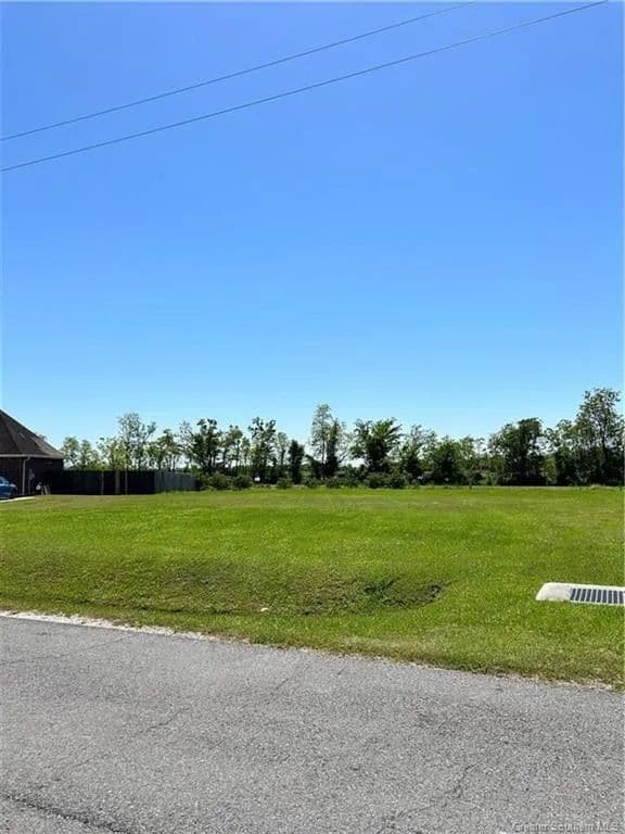 Lots & Land-Other in Iowa - Iowa, Louisiana, 70647