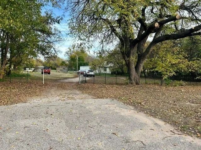 Property from 5940 S Broadway Ave - KW