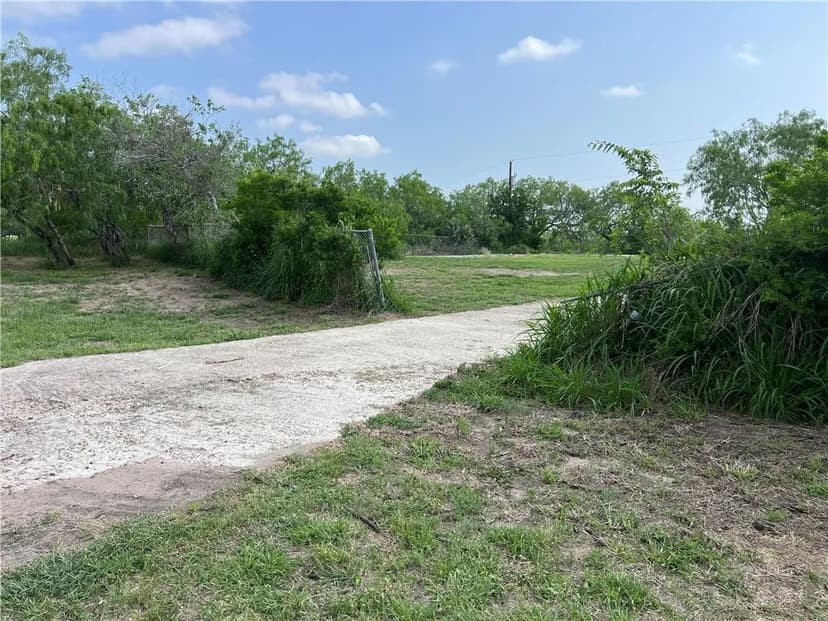 Property from 109 Pawnee - KW