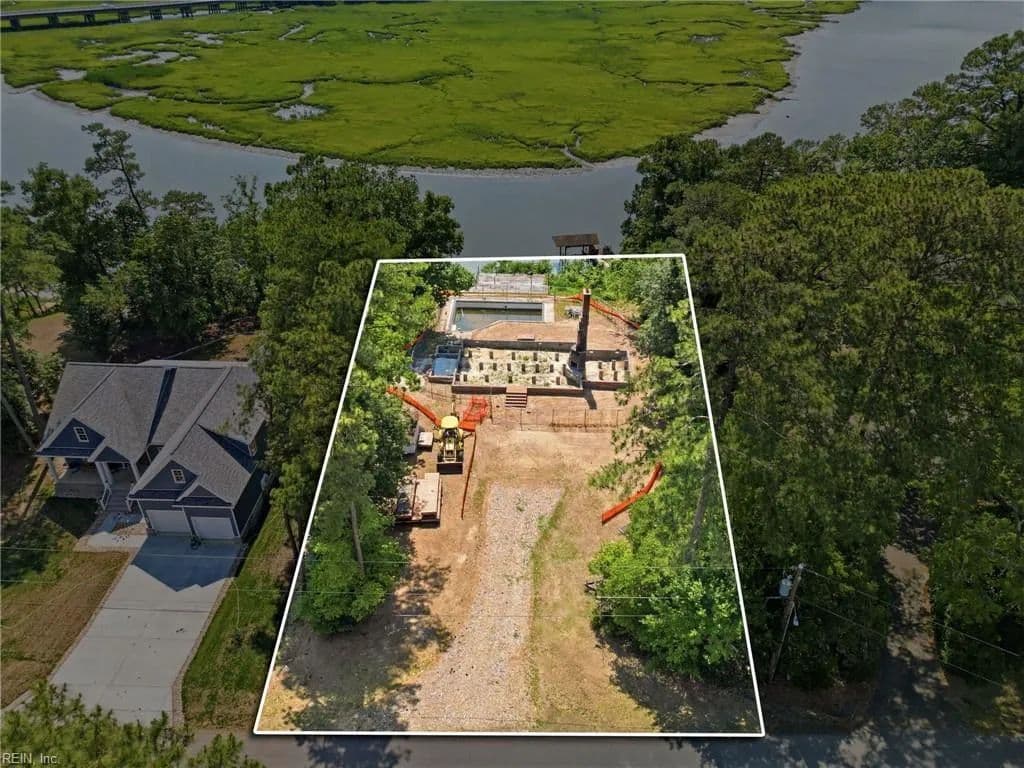 0.65 Acres of Land for Sale in Smithfield, VA - Smithfield, Virginia, 23430
