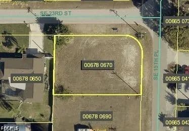 0.24 Acres of Land for Sale in Cape Coral, FL - Cape Coral, Florida, 33990