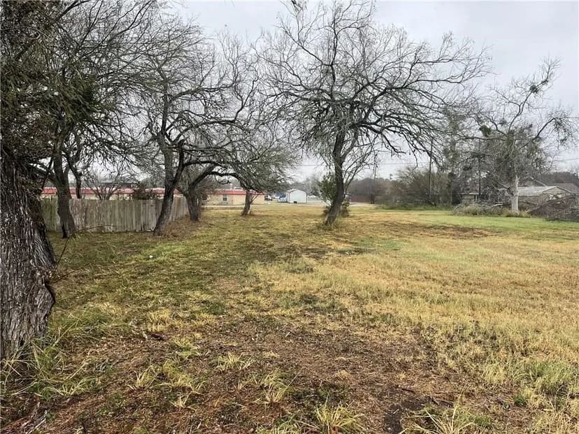 Property from 1406 E Toledo Street - KW