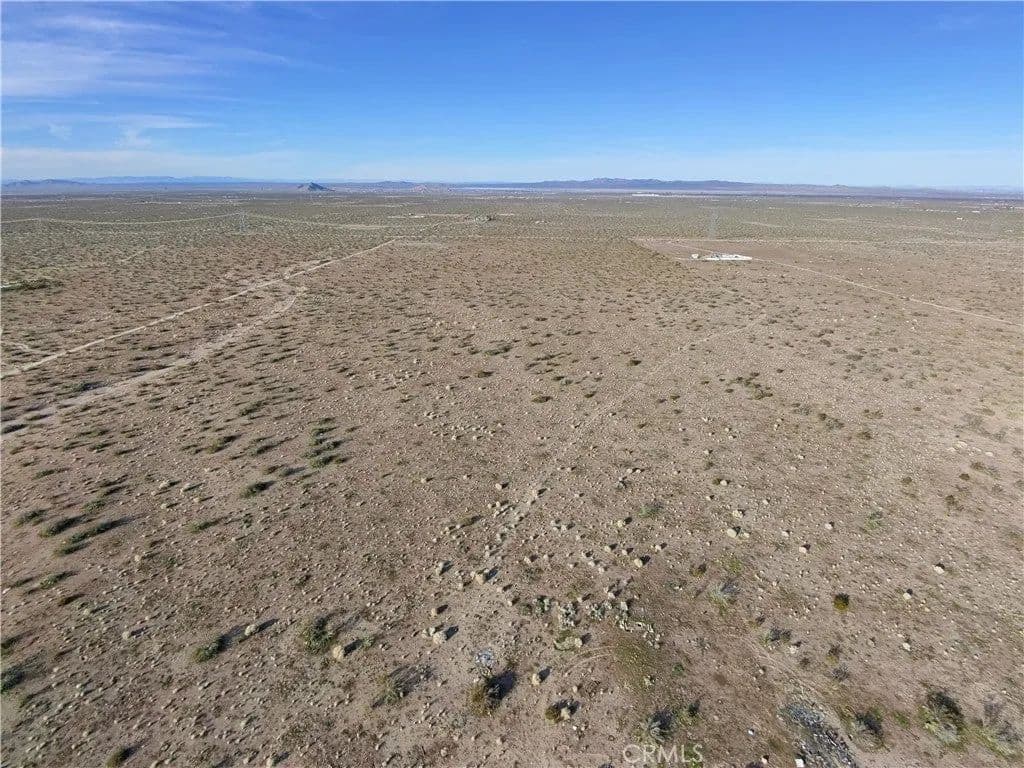 Lots & Land-Other in Pinon Hills - Pinon Hills, California, 92372