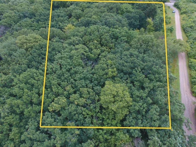 Vacant Land in Maplewood