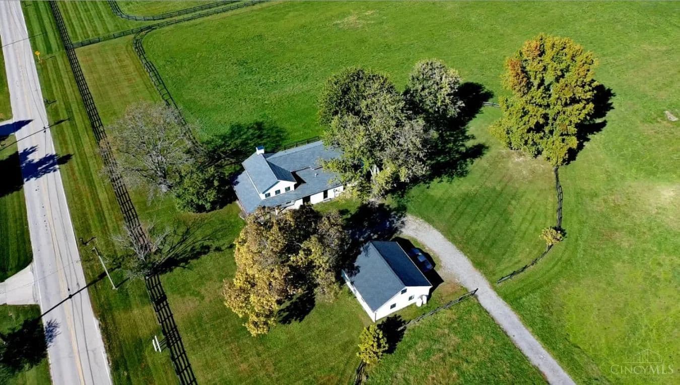 Farm House on 5ac Located in Stone Pillars Farm - Ohio, 45140