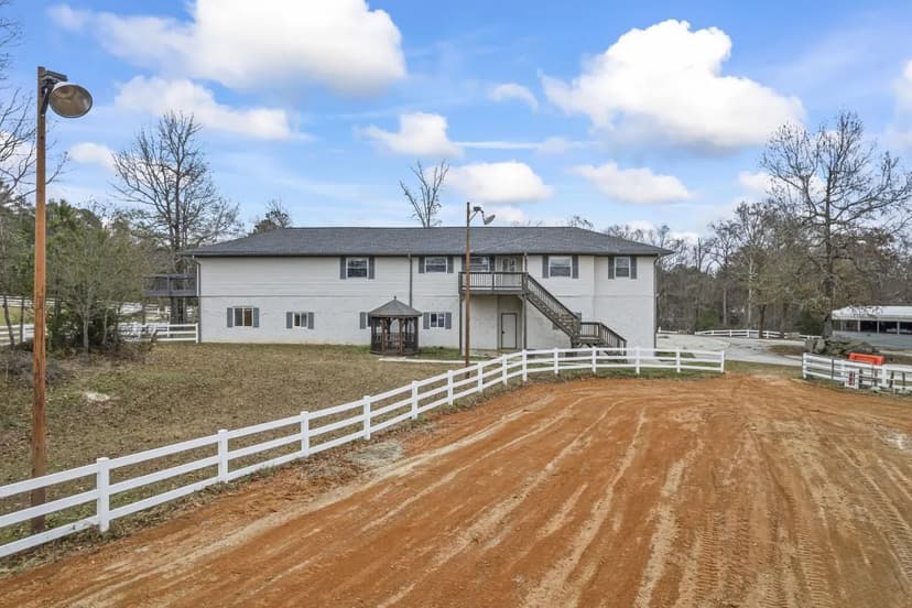 2150 Smyrna Ridge Court