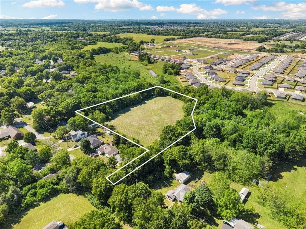 Lots & Land-Other in Farmington - Farmington, Arkansas, 72730