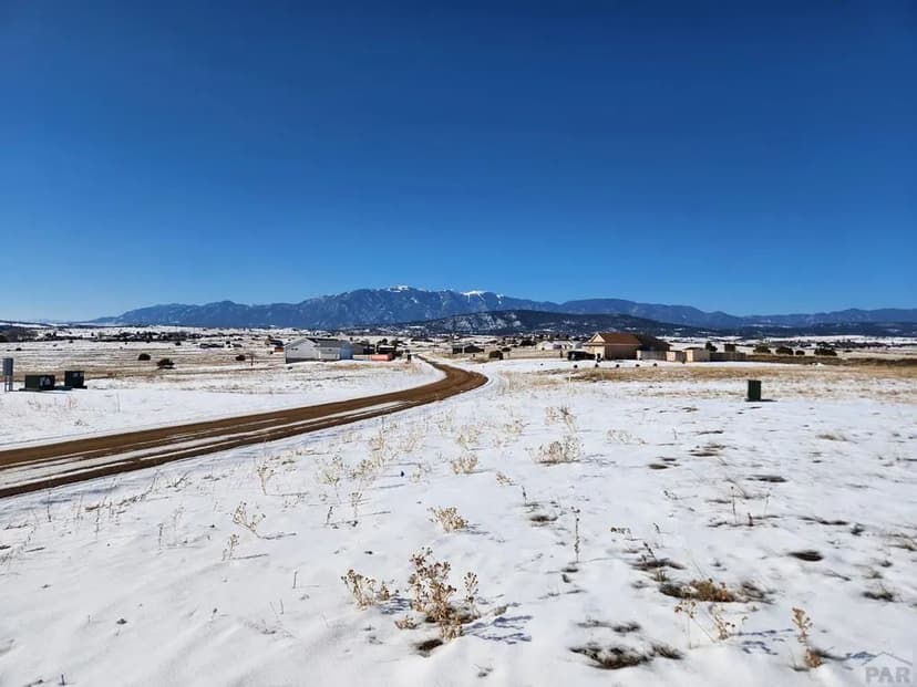Property from Lot 677 E Jefferson Blvd - KW