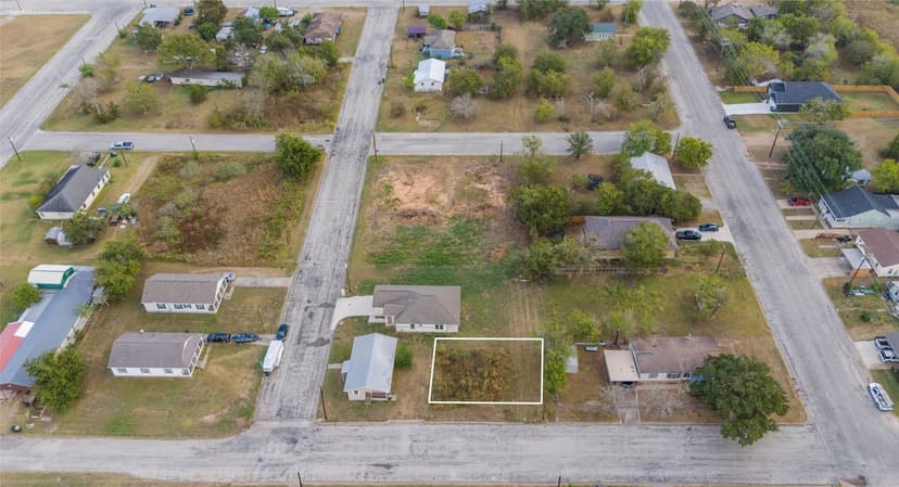 Property from 366 N Dallas Street - KW