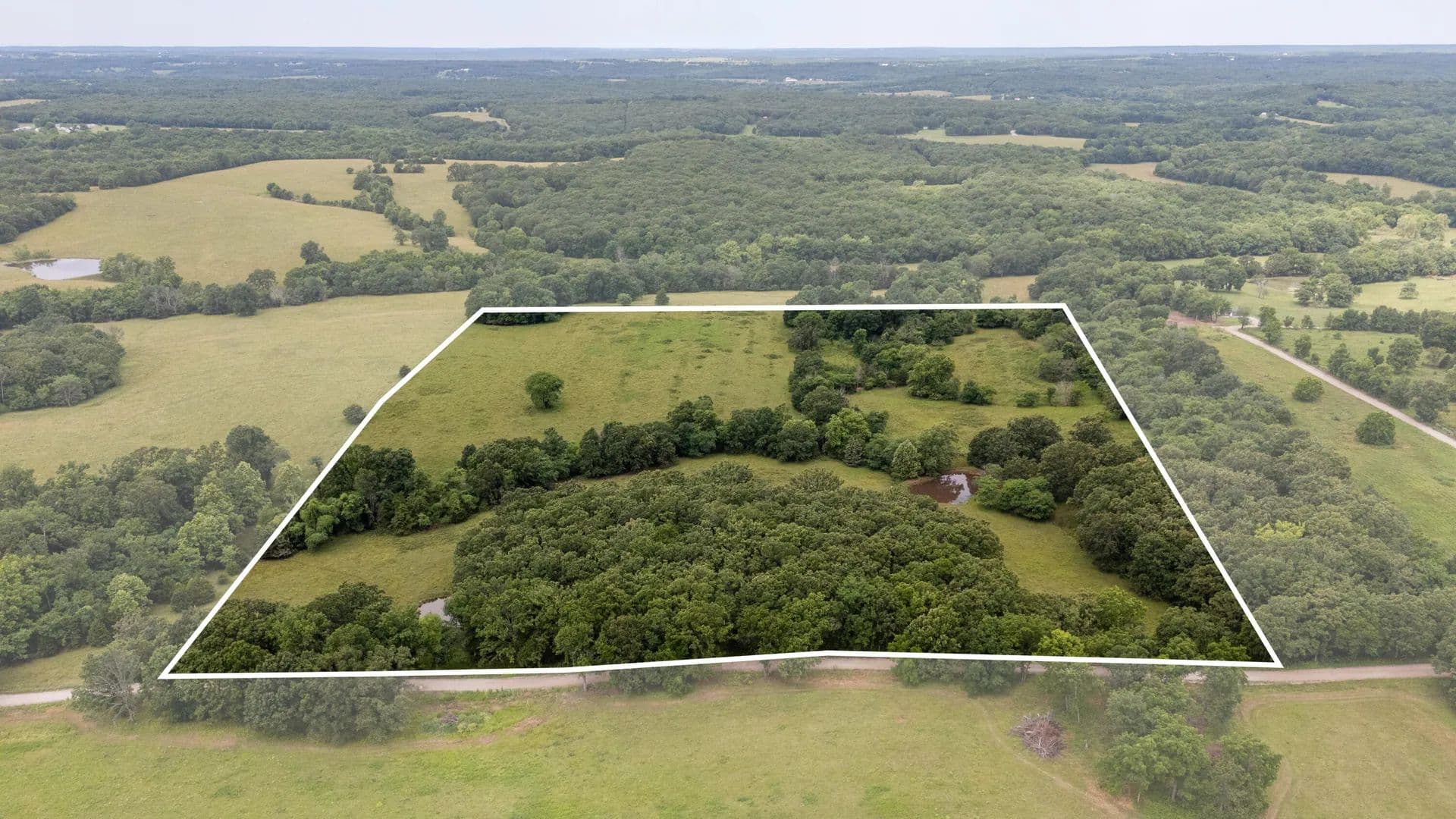 30 Acres of Land for Sale in Halfway, Missouri - Halfway, Missouri, 65663