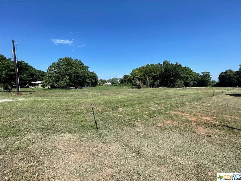 Lots & Land-Other in Seguin - Seguin, Texas, 78155