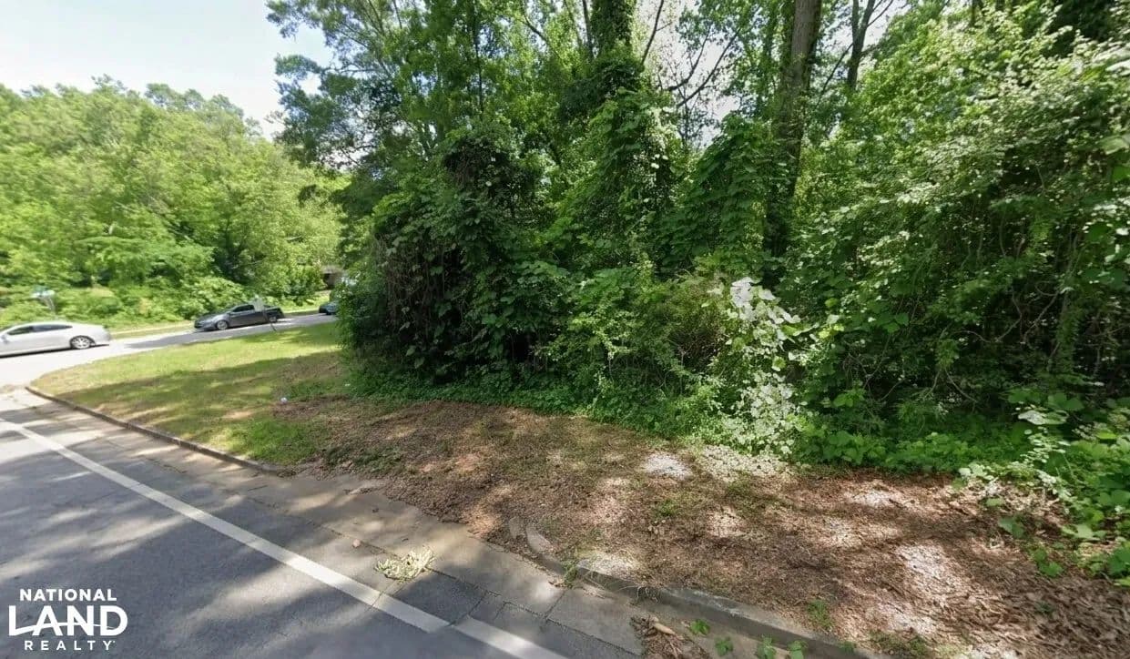 Carrollton Corner Acre - Carrollton, Georgia, 30117
