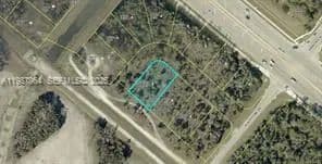 Land -Single Family Acreage in Fort Myers - Fort Myers, Florida, 33913