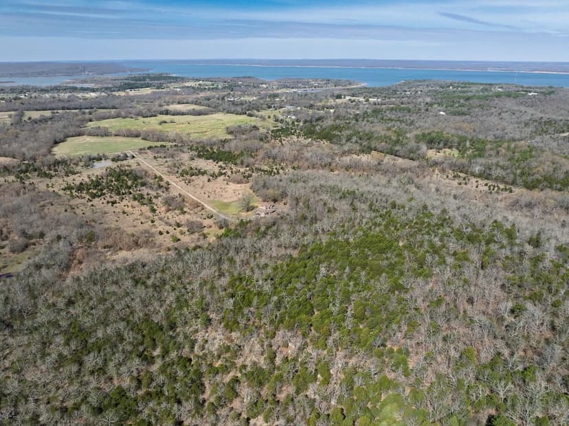 Country Estate near Brooken Cove at Lake Eufaula
