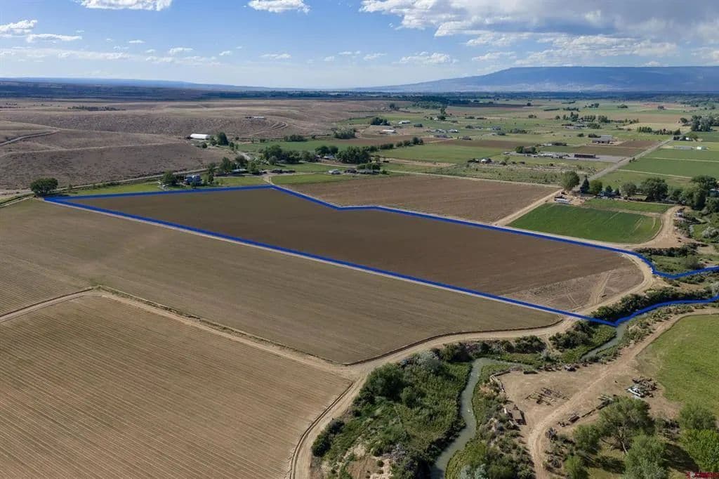 21.62 Acres of Land for Sale in Montrose, CO - Montrose, Colorado, 81403