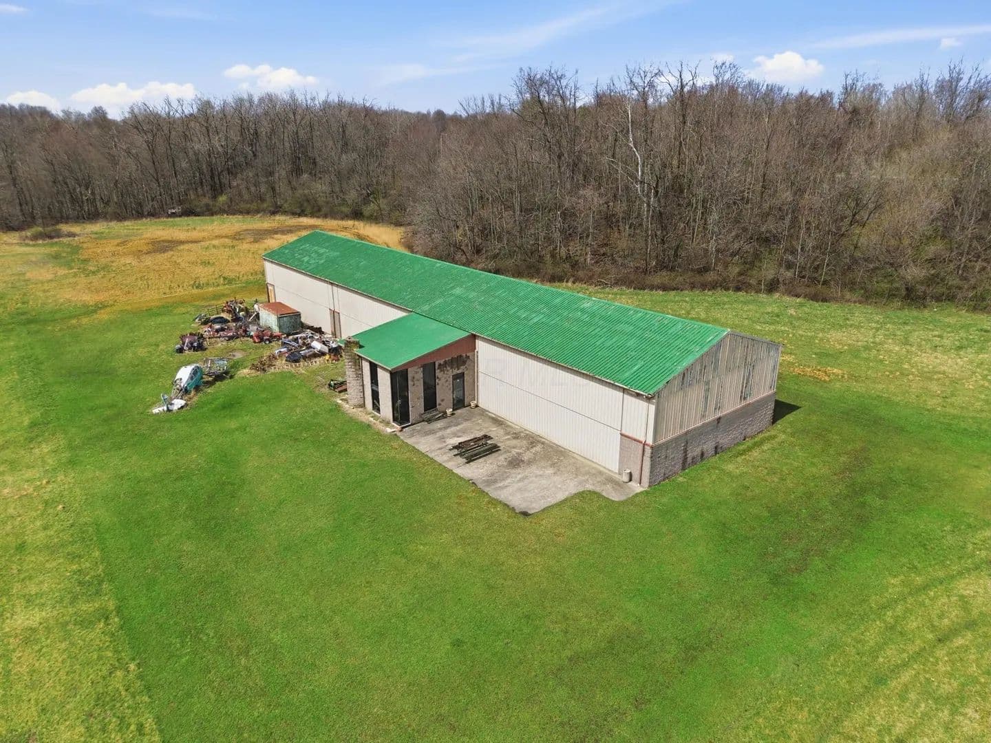 20 Acres of Land for Sale in Zanesville, OH - Zanesville, Ohio, 43701