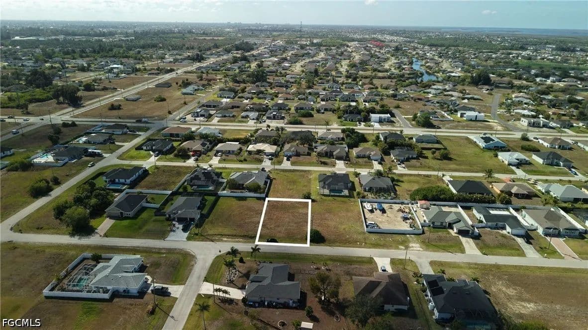 Vacant Land in Cape Coral - Cape Coral, Florida, 33993