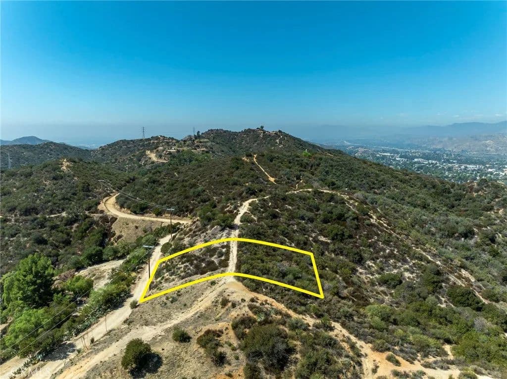 Vacant Land in Tujunga - Tujunga, California, 91042