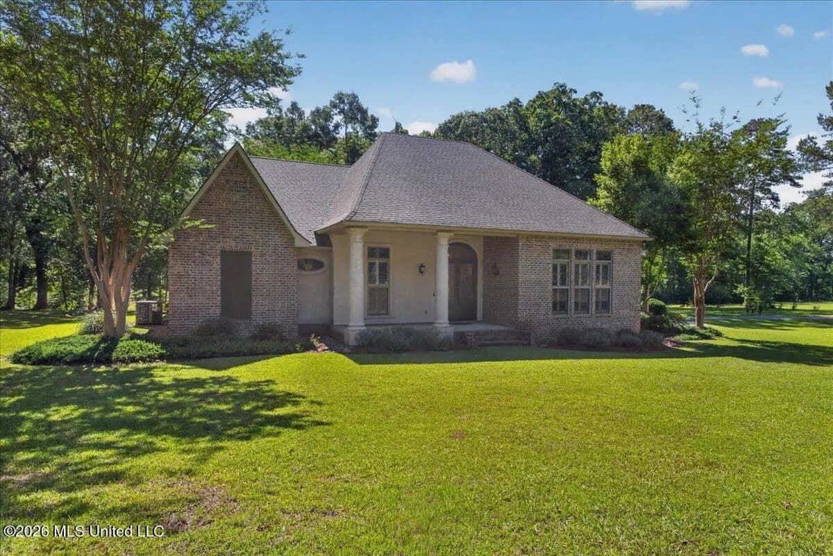 Pike County MS 3 Bedroom Custom Home Near Percy Quin - Mccomb, Mississippi, 39648