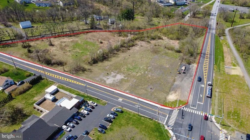 Property from 1574 NEW SCHUYLKILL ROAD - KW - Pottstown, Pennsylvania, 19465
