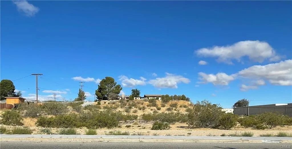 Land -Single Family Acreage in Victorville - Victorville, California, 92395