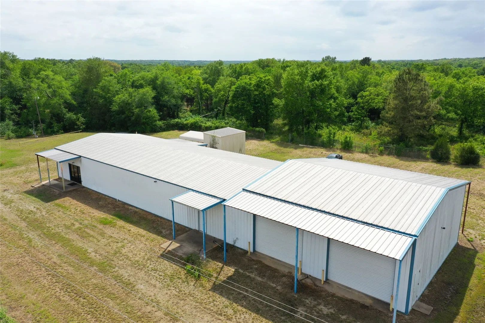 10.28 Acres of Land for Sale in Fairfield, Texas - Fairfield, Texas, 75840