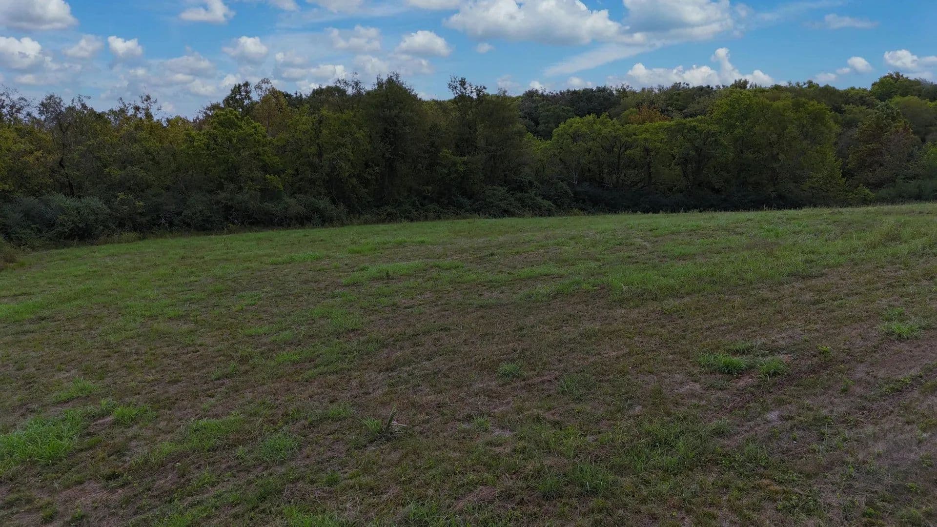 5.6 Acres of Land for Sale in Columbia, TN - Columbia, Tennessee, 38401