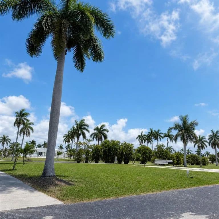 Vacant Land in Fort Myers - Fort Myers, Florida, 33908