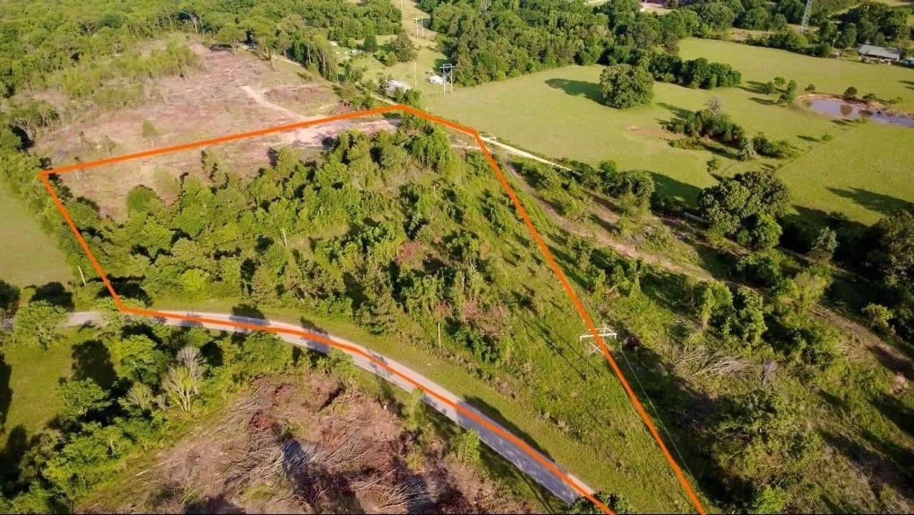 9 Acres of Peaceful Country Living Near Valliant, Oklahoma - Valliant, Oklahoma, 74764