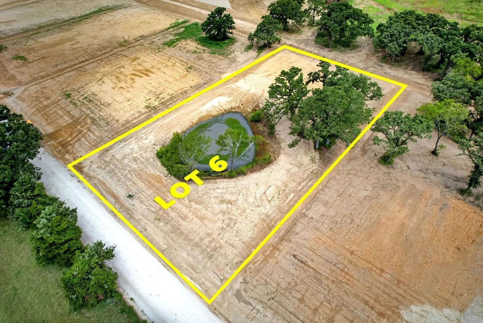 1 Acre of Land for Sale in Whitesboro, Texas - Whitesboro, Texas, 76273