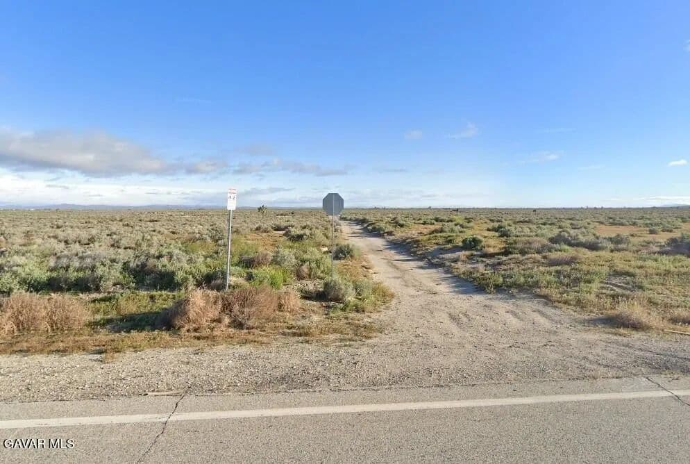 Lots & Land-Other in Lancaster - Lancaster, California, 93535