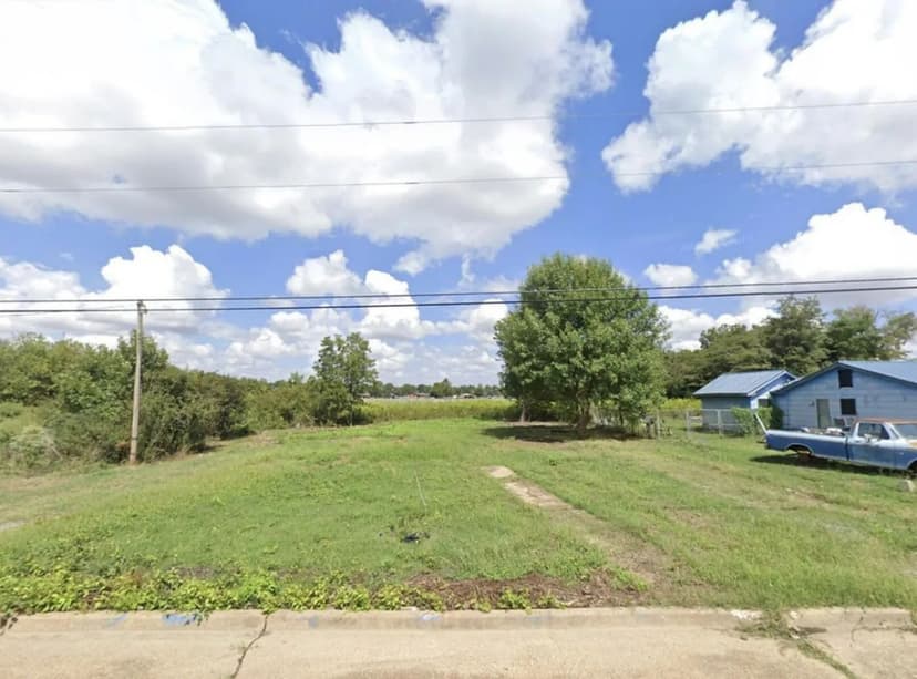 0.23 Acre Residential Lot in Bolivar County at 609 Lane Street in Cleveland, MS