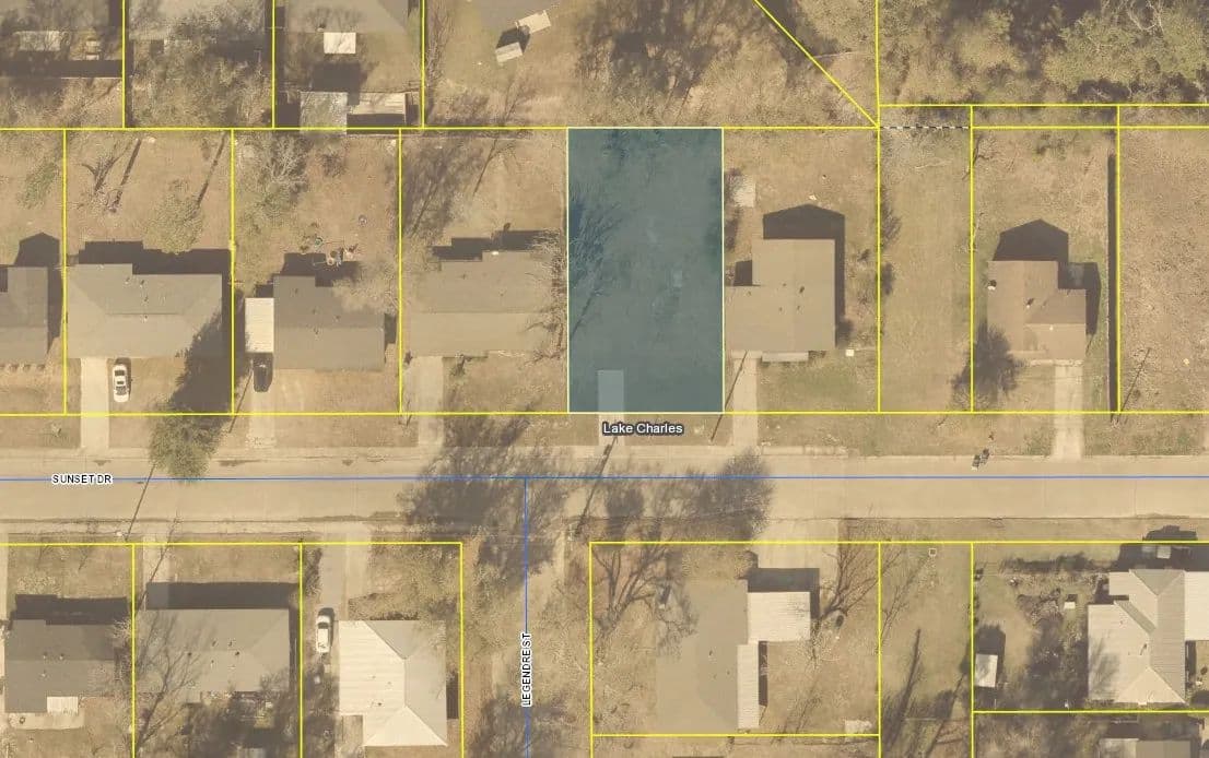 Land -Single Family Acreage in Lake Charles - Lake Charles, Louisiana, 70607