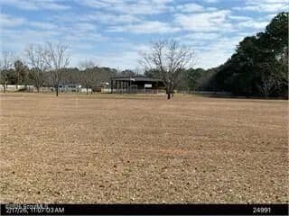 1.9 Acres of Land for Sale in Waycross, GA - Waycross, Georgia, 31503