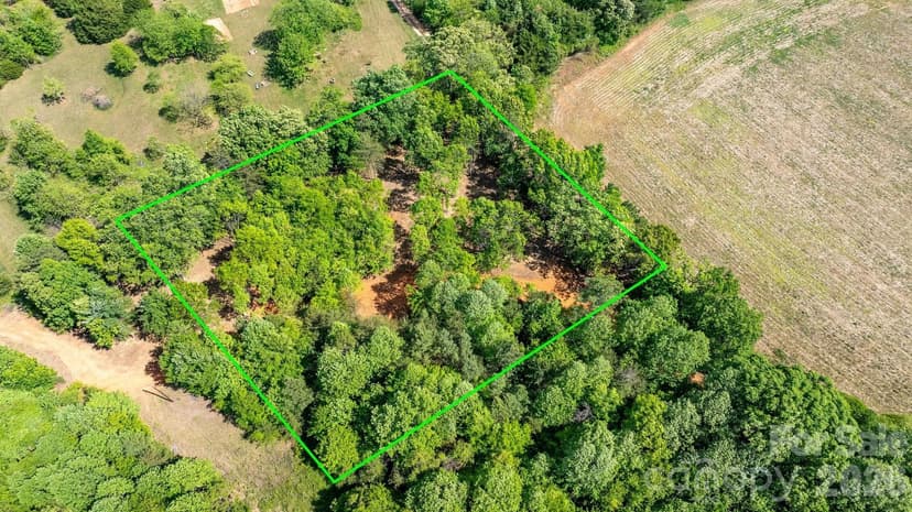 Lots & Land-Other in Hiddenite