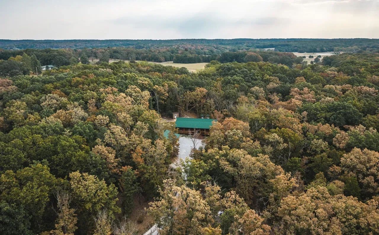 CC Custom Cabin - Licking, Missouri, 65542