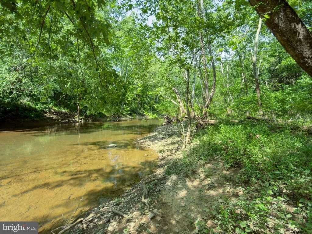 1 Acre of Land for Sale in Gerrardstown, West Virginia - Gerrardstown, West Virginia, 25420