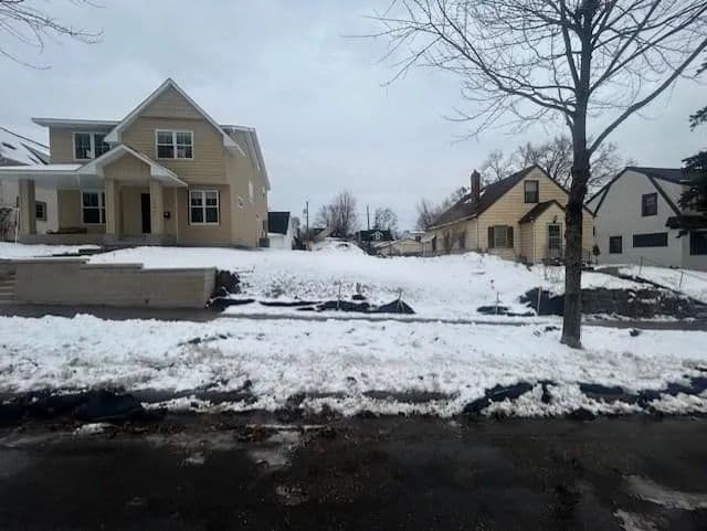 Vacant Land in Saint Paul - Saint Paul, Minnesota, 55105