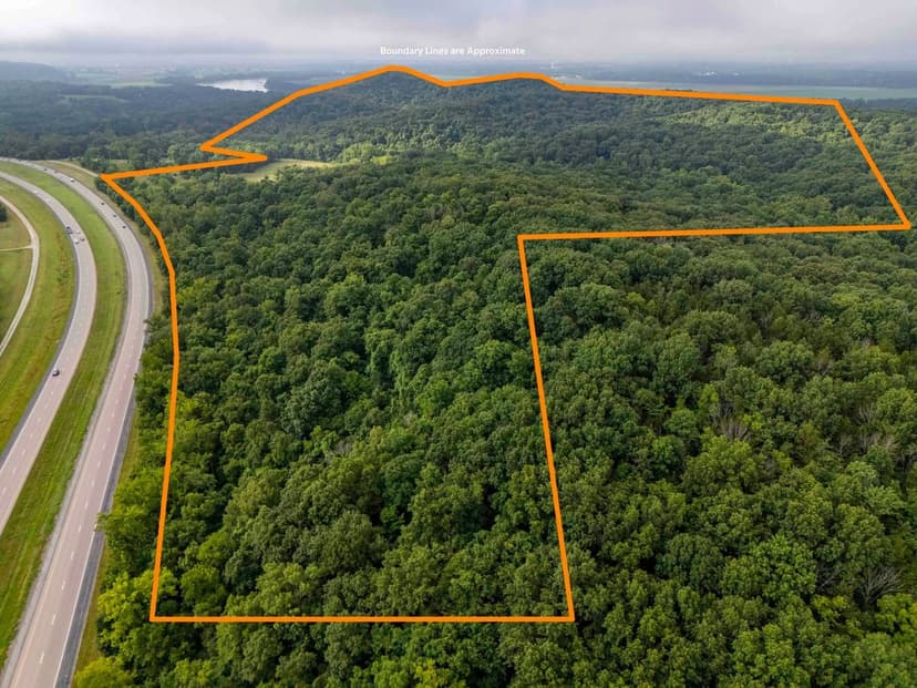 406± Acres on the Missouri River with Build Sites & Great Hunting – Boone County