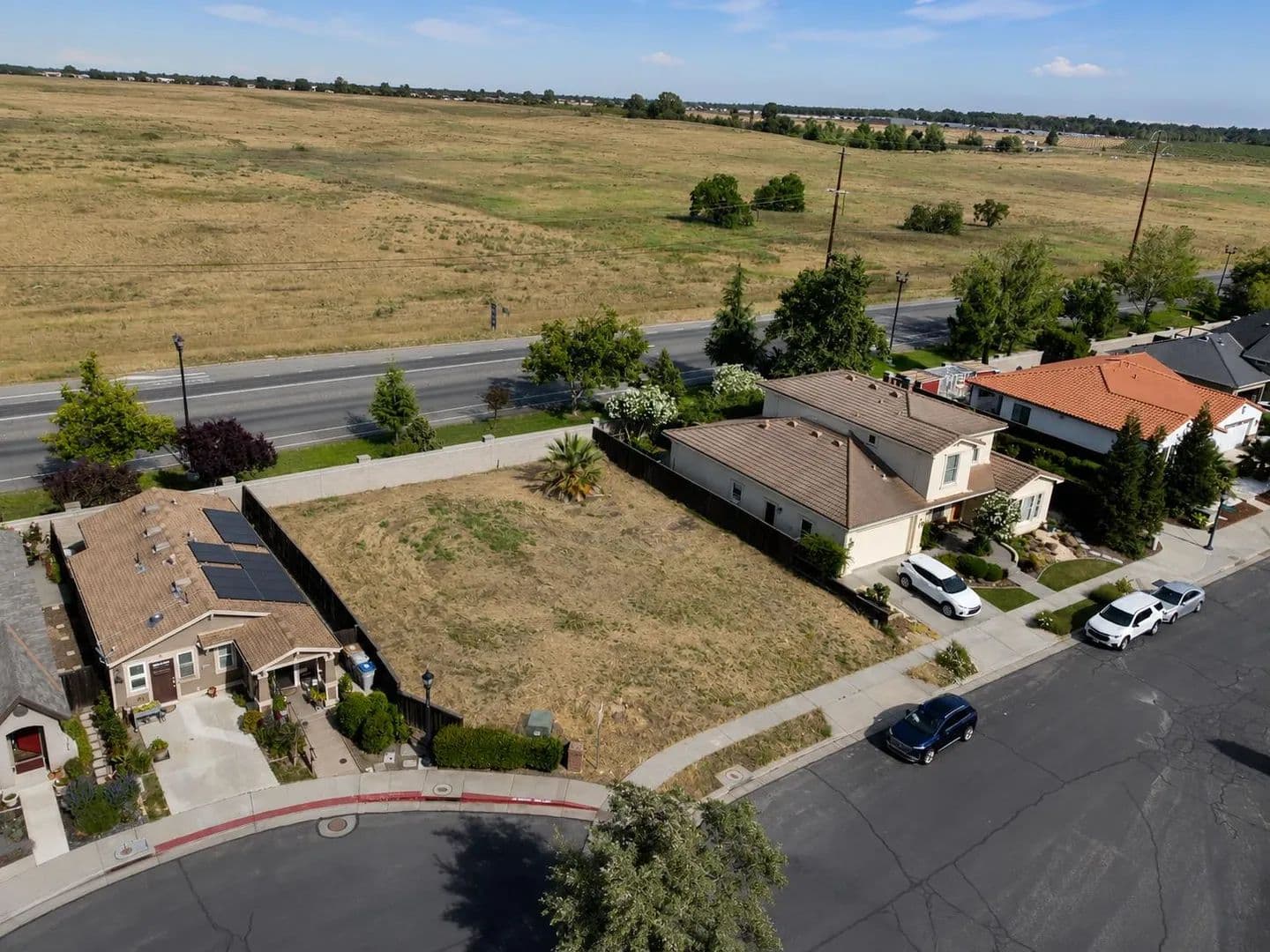 Property from 2009 Liberty Drive - KW - Woodland, California, 95776