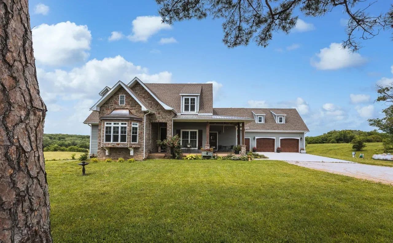 Gasconade Angus Ranch 86 - Richland, Missouri, 65556