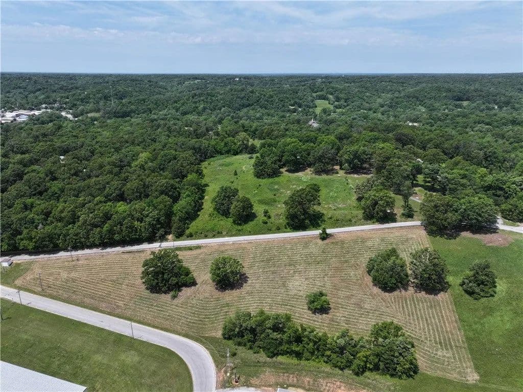 Lots & Land-Other in Anderson - Anderson, Missouri, 64831