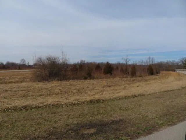 Vacant Land in Jeffersonville - Jeffersonville, Kentucky, 40337
