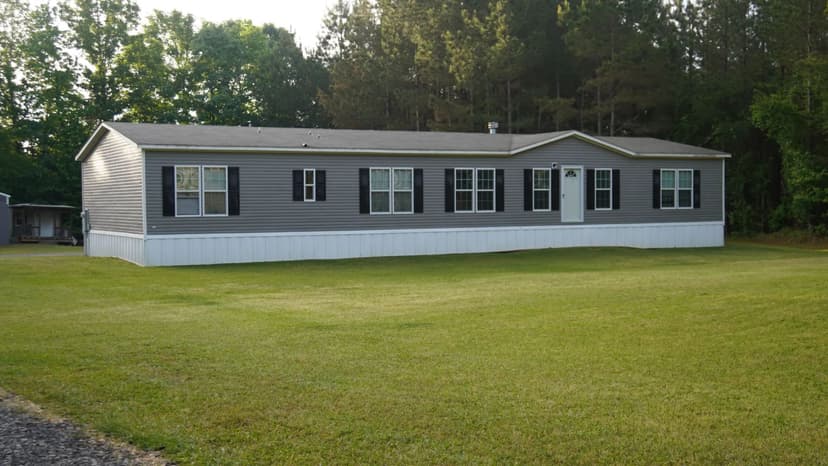 Home on 2.47 Acres in Winston County, MS 
