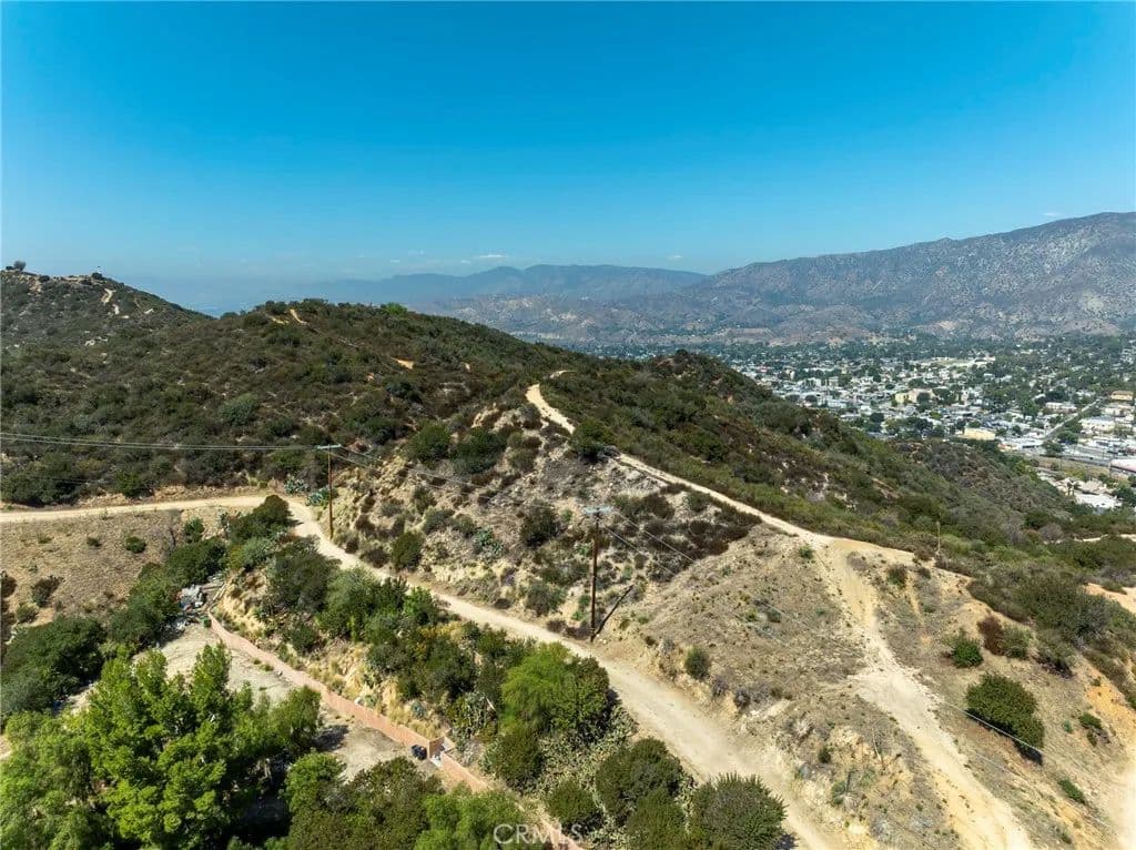 Vacant Land in Tujunga - Tujunga, California, 91042