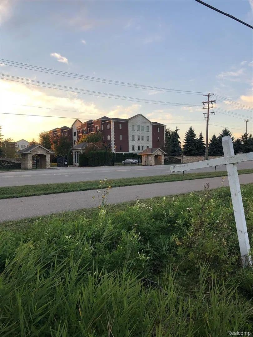 Property from 1240 N Irish Road - KW