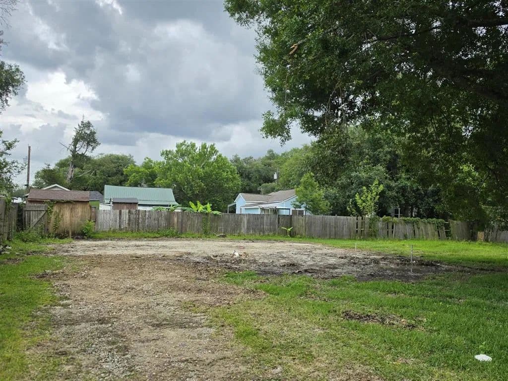 0.12 Acres of Land for Sale in Sulphur, Louisiana - Sulphur, Louisiana, 70663
