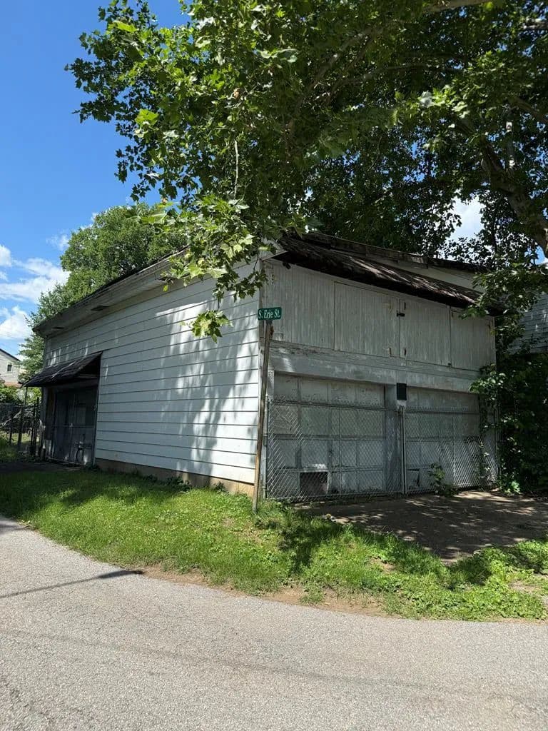 0.1 Acres of Land for Sale in Wheeling, West Virginia - Wheeling, West Virginia, 26003