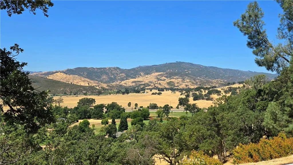 Property from 18379 Lakeridge - KW - Hidden Valley Lake, California, 95467